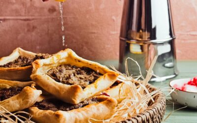 Comment Préparer des Chaussons Libanais au Bœuf et Mélasse de Grenade ?